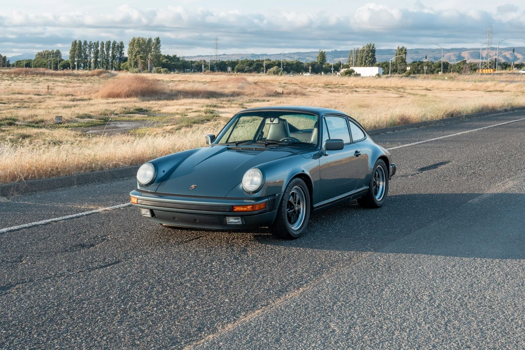 1987 Porsche 911 Carrera 3.2 - Image 25 of 31