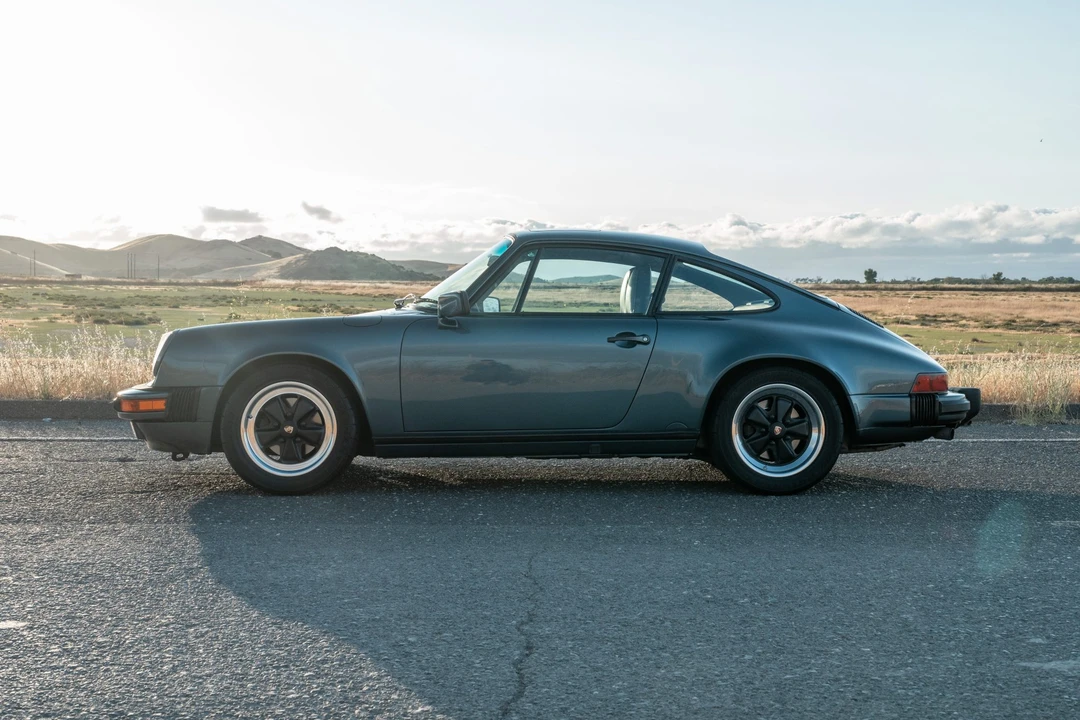 1987 Porsche 911 Carrera 3.2 - Image 17 of 31