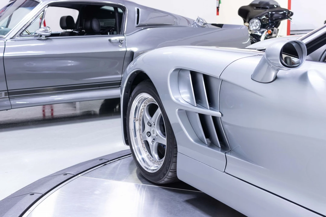1999 Shelby Series 1 - Image 27 of 31