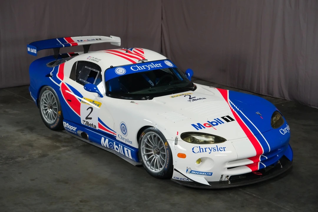 1999 Dodge Viper GTS 2nd Gen - Image 2 of 31