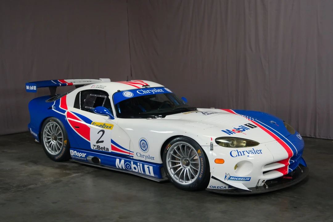 1999 Dodge Viper GTS 2nd Gen - Image 17 of 31