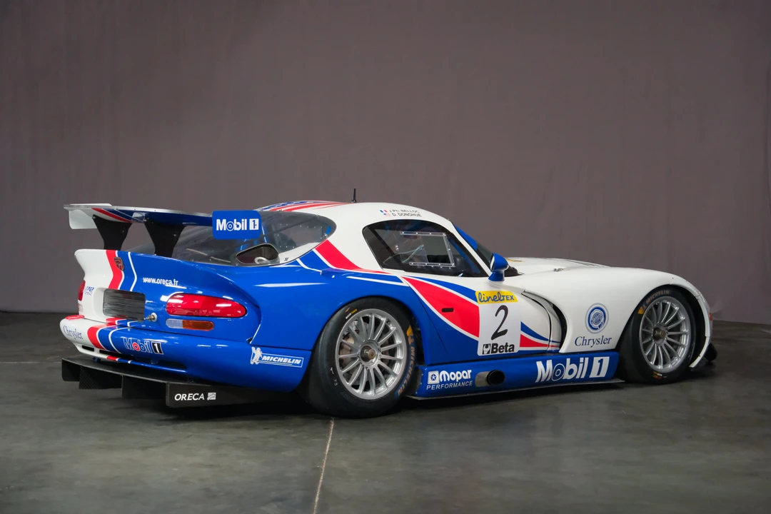 1999 Dodge Viper GTS 2nd Gen - Image 14 of 31