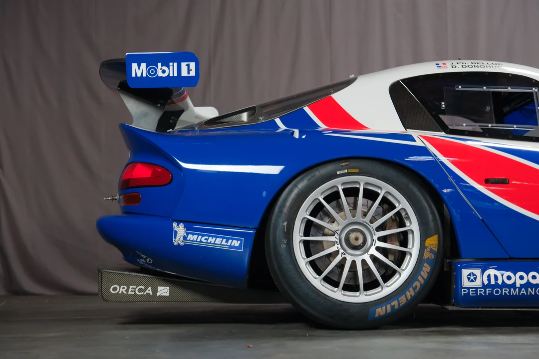1999 Dodge Viper GTS 2nd Gen - Image 26 of 31
