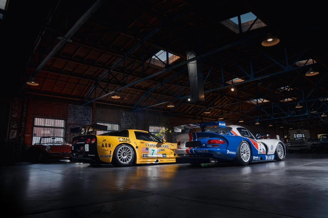 1999 Dodge Viper GTS 2nd Gen - Image 19 of 31