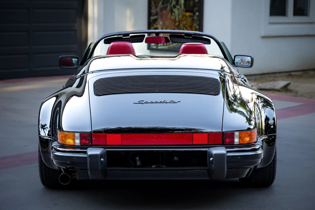 1989 Porsche 911 Carrera 3.2 - Image 27 of 31