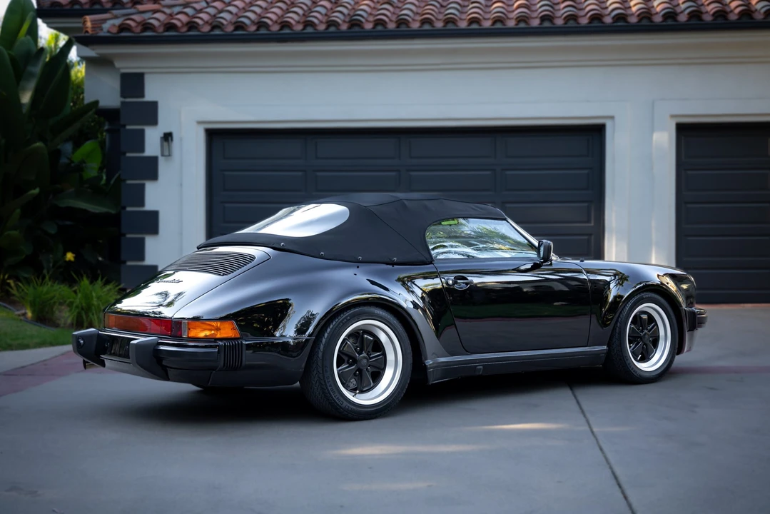 1989 Porsche 911 Carrera 3.2 - Image 9 of 31