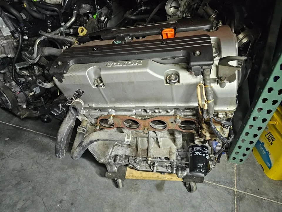 2002 Parts & Memorabilia Engines - Image 3 of 3