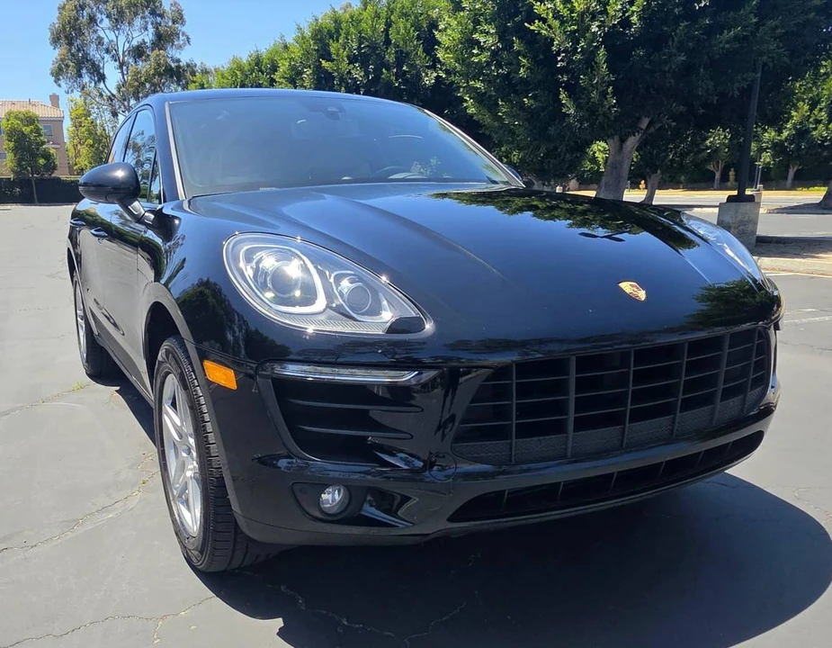 2018 Porsche Macan - Image 2 of 22