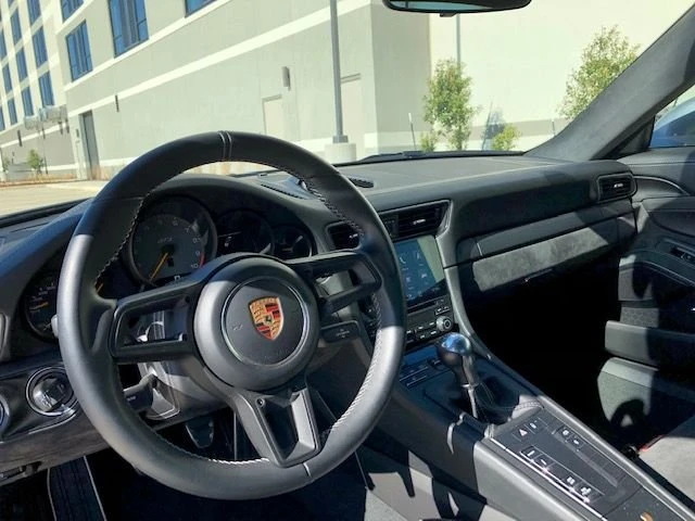 2018 Porsche 991 GT3 - Image 9 of 16