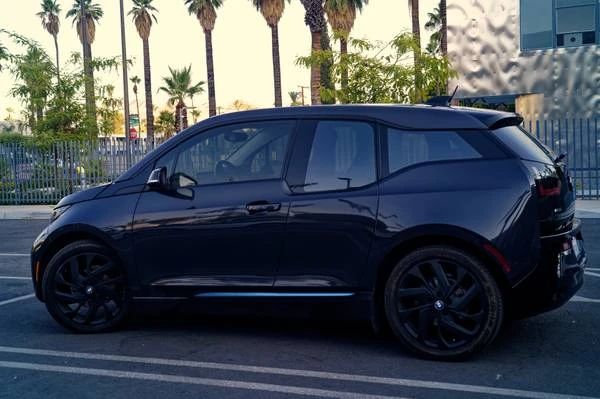 2014 BMW i3 - Image 11 of 21