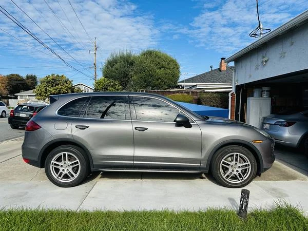 2012 Porsche 958 Cayenne - Image 7 of 16
