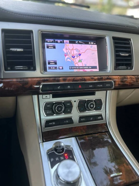 2013 Jaguar X250 XF - Image 14 of 16