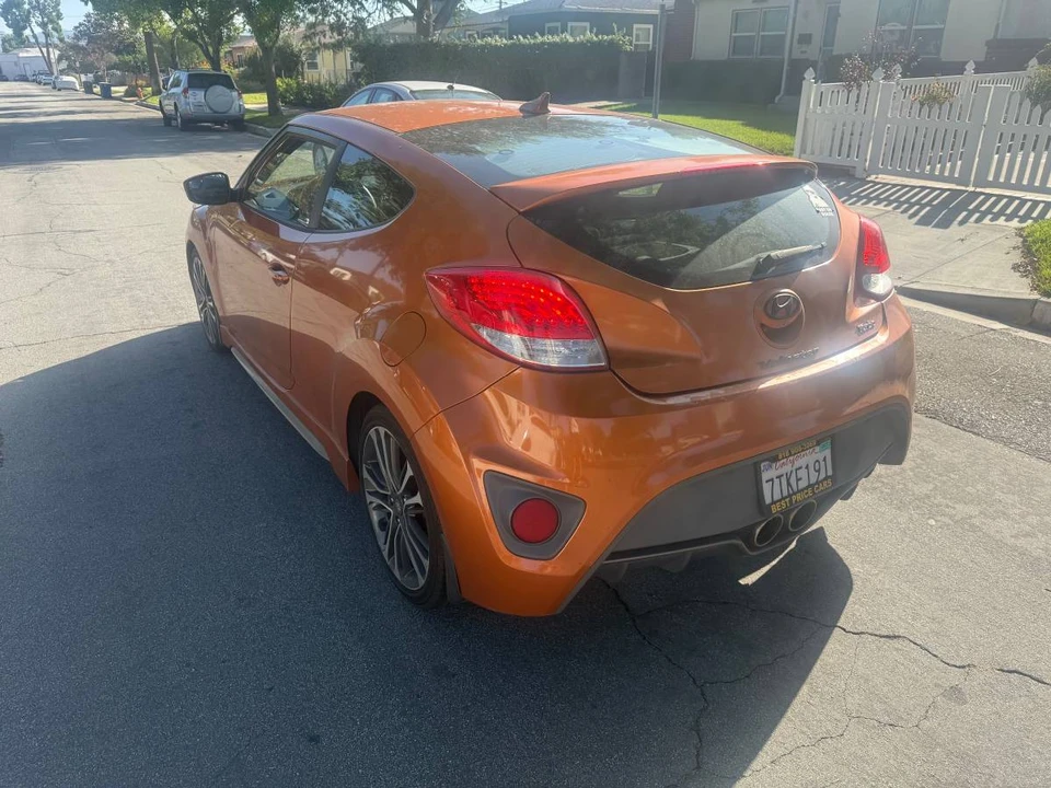2016 Hyundai Veloster - Image 7 of 8