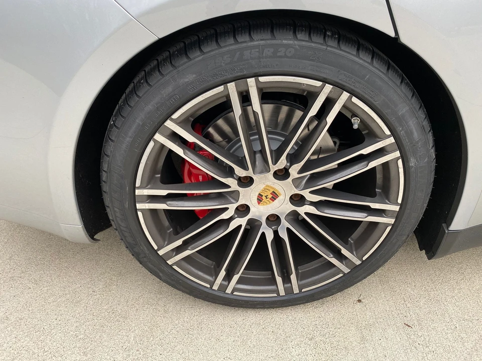 2015 Porsche 970 Panamera GTS - Image 9 of 20