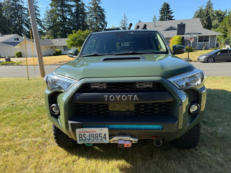 2020 Toyota 4Runner 5th Gen - Image 3 of 11