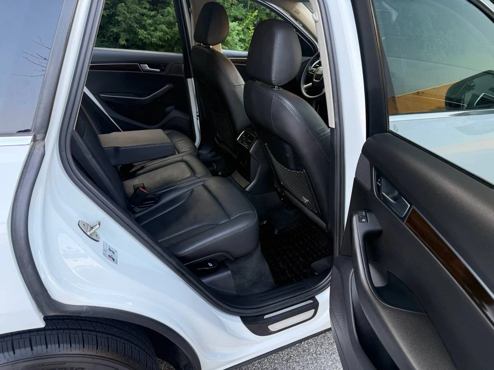 2012 Audi 8R Q5 - Image 8 of 17
