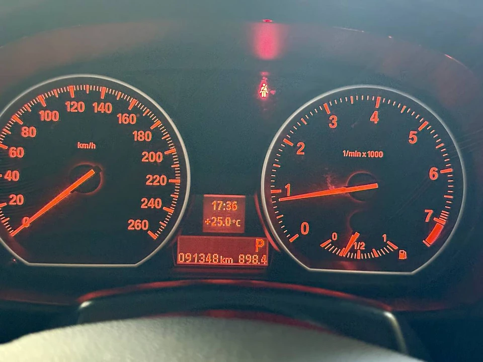 2014 BMW E81/E82/E88 1 Series - Image 16 of 17