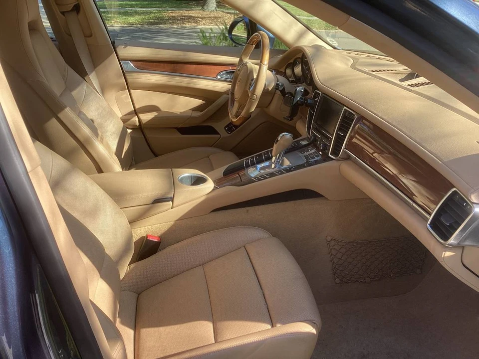 2014 Porsche Panamera - Image 14 of 18