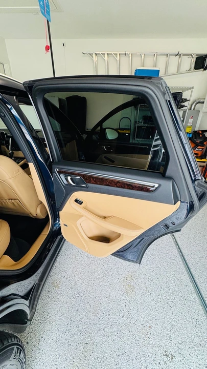 2017 Porsche Macan S - Image 24 of 30