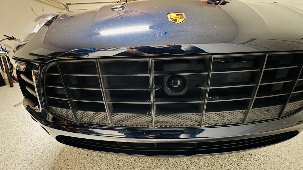 2017 Porsche Macan S - Image 9 of 30