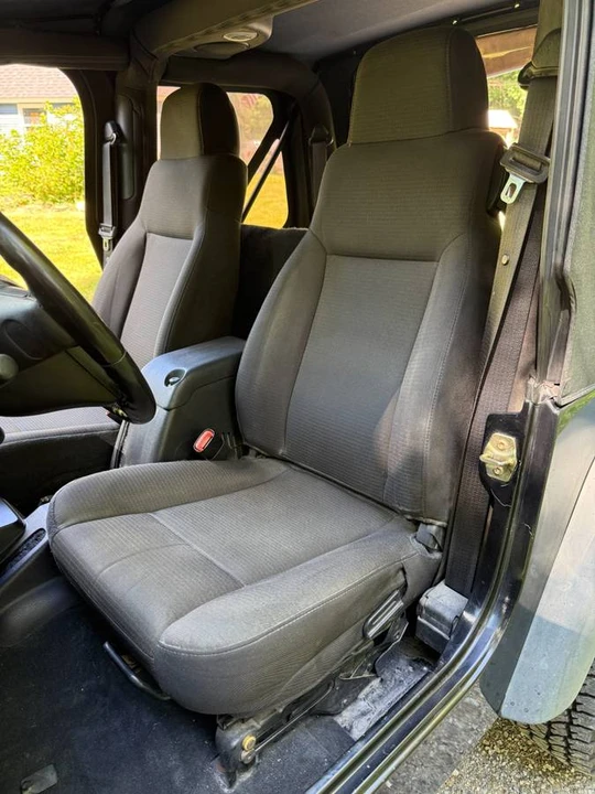 2006 Jeep TJ Wrangler - Image 9 of 14