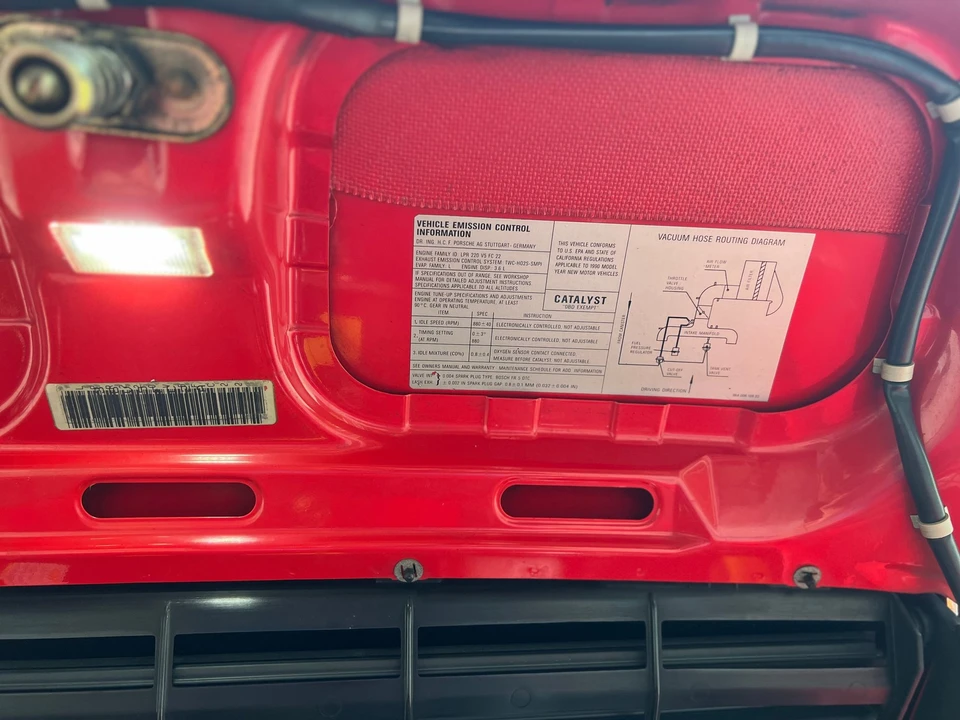1990 Porsche 964 Carrera 4 - Image 11 of 13