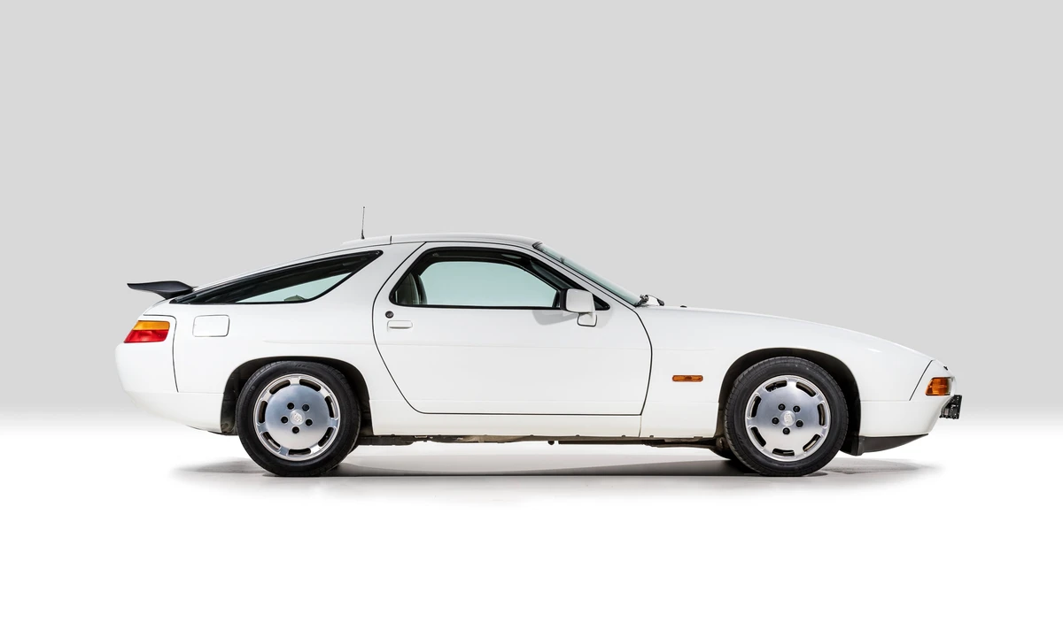 1989 Porsche 928 S4 - Image 3 of 31
