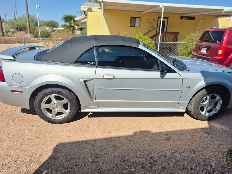 2003 Ford SN95 Mustang - Image 2 of 15