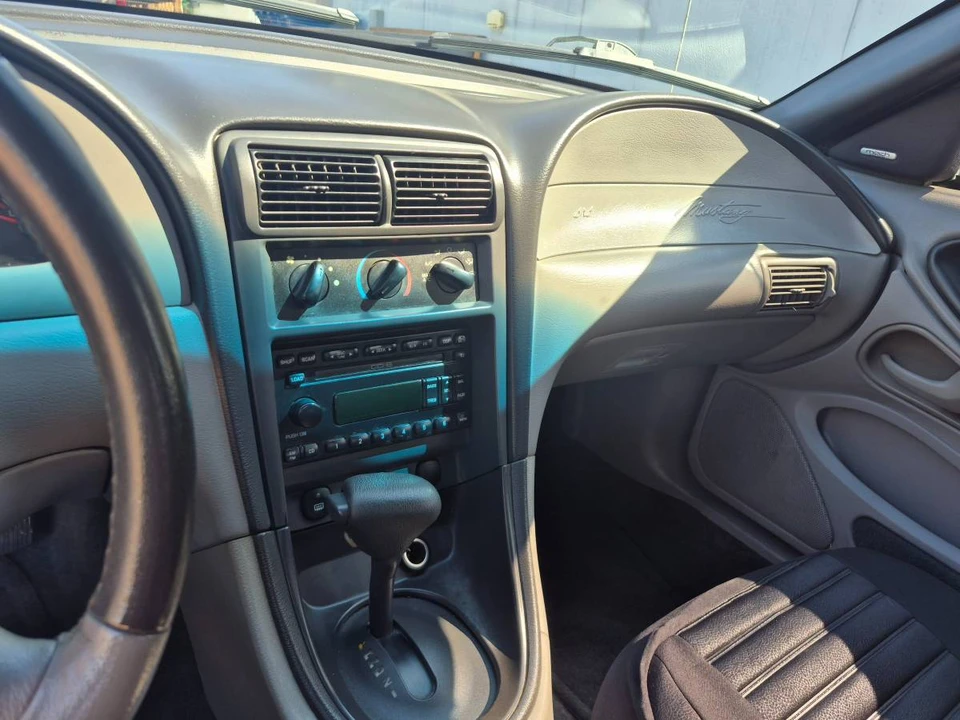 2003 Ford SN95 Mustang - Image 10 of 15