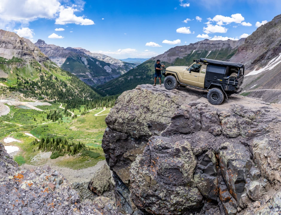 Toyota Land Cruiser - Image 18 of 20