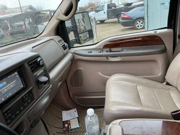 2002 Ford Excursion - Image 5 of 16