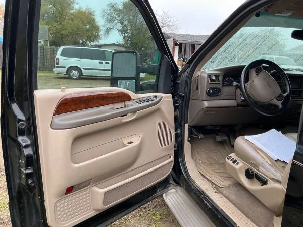 2002 Ford Excursion - Image 16 of 16