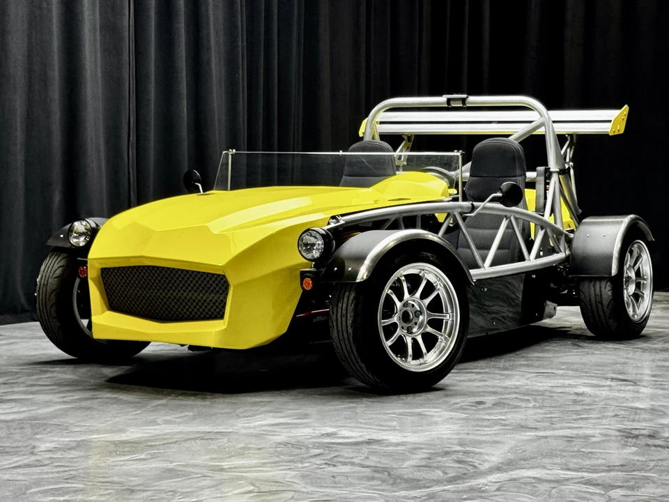 Exomotive Exocet - Image 3 of 31
