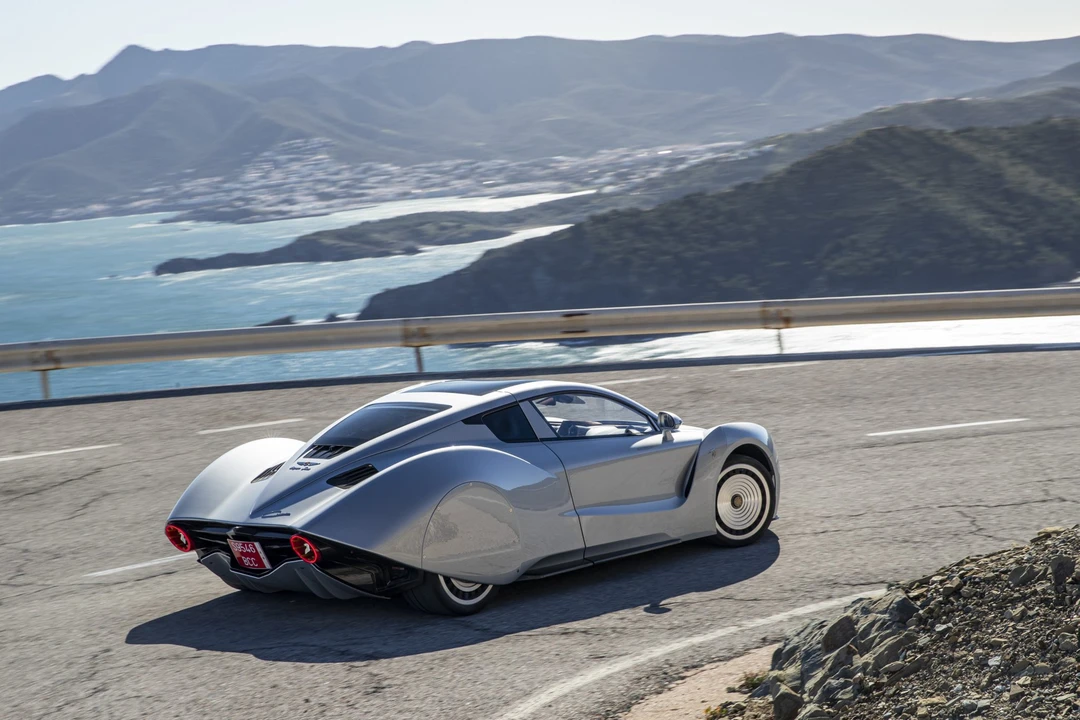 Hispano-Suiza - Image 17 of 25