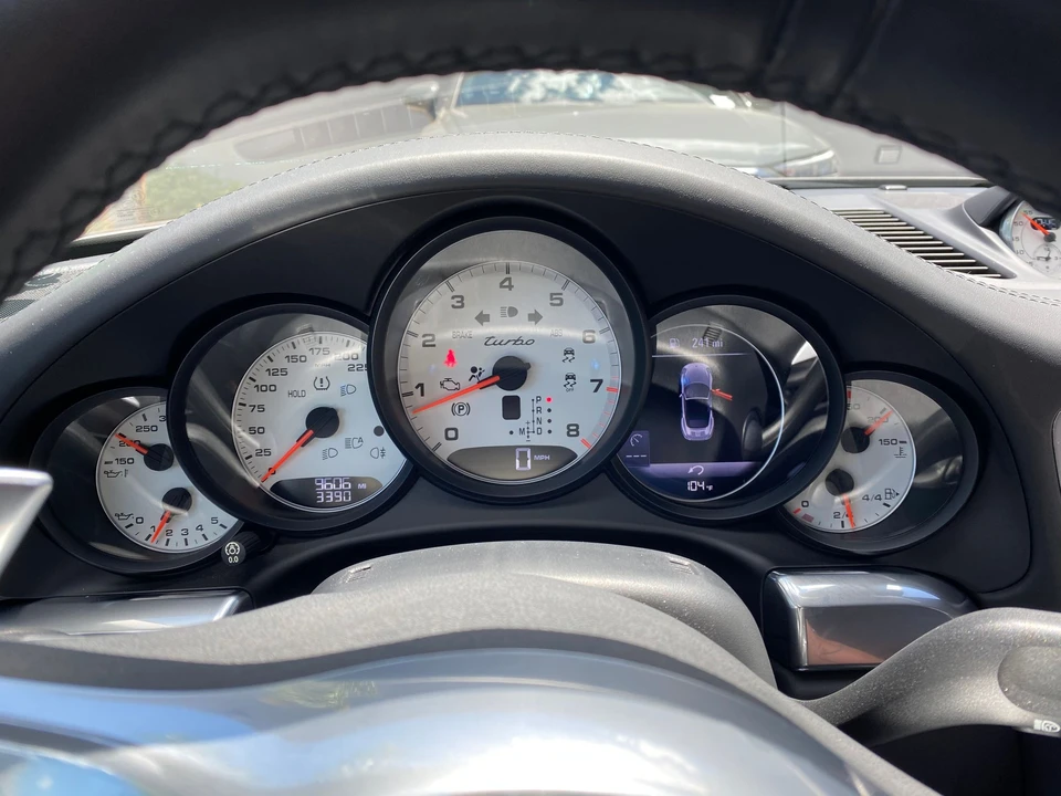 2015 Porsche 991 Turbo - Image 2 of 9