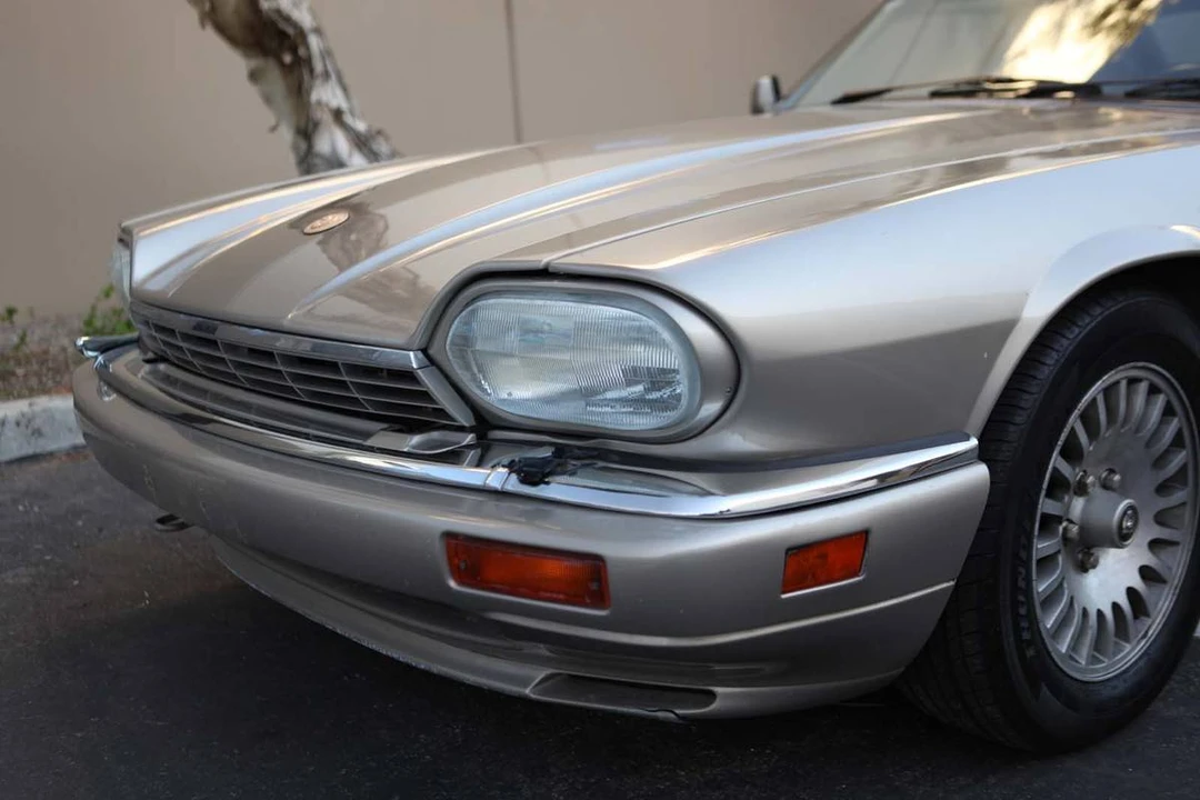 1995 Jaguar XJS Convertible - Image 11 of 23