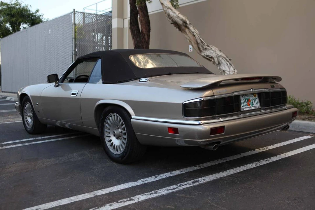 1995 Jaguar XJS Convertible - Image 4 of 23
