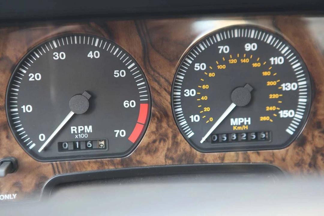 1995 Jaguar XJS Convertible - Image 16 of 23