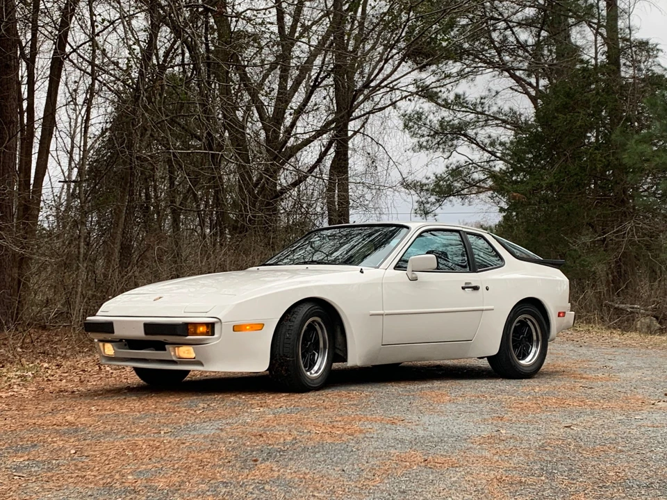 1984 Porsche 944 - Image 2 of 8