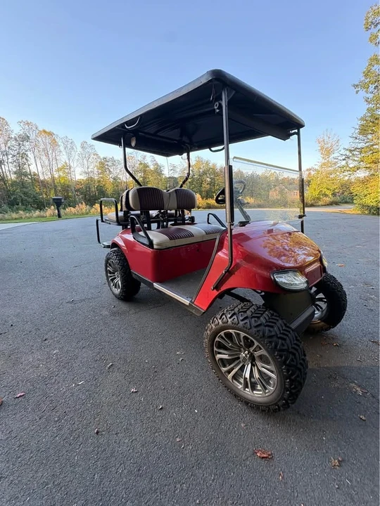2007 Parts & Memorabilia Golf Carts - Image 5 of 6