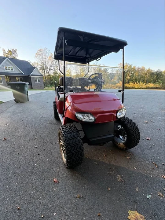 2007 Parts & Memorabilia Golf Carts - Image 4 of 6