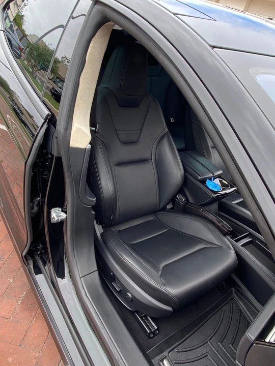 2014 Tesla Model S - Image 7 of 10