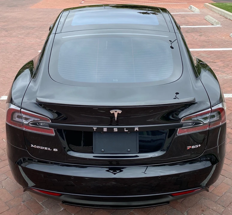 2014 Tesla Model S - Image 2 of 10
