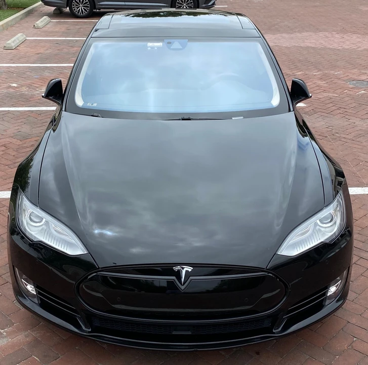 2014 Tesla Model S - Image 5 of 10