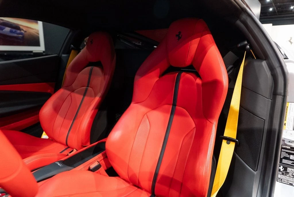 2022 Ferrari F8 Tributo - Image 2 of 2