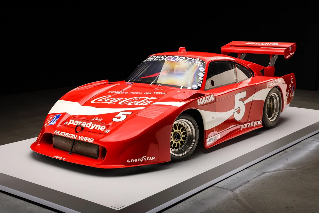 Porsche 934 & 935 - Image 4 of 31