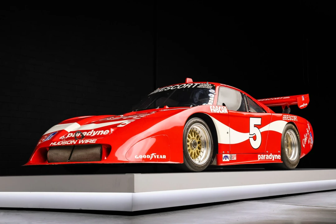 Porsche 934 & 935 - Image 7 of 31
