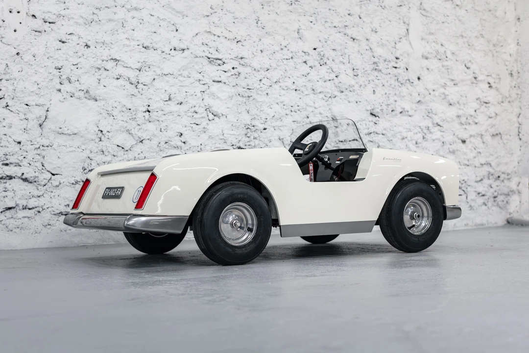 Facel Vega Facellia - Image 6 of 31