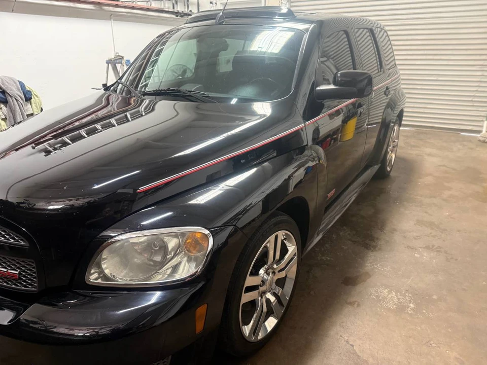 2010 Chevrolet HHR - Image 2 of 17