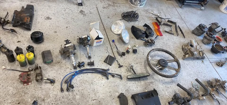 1979 Parts & Memorabilia Mechanical Components - Image 2 of 8